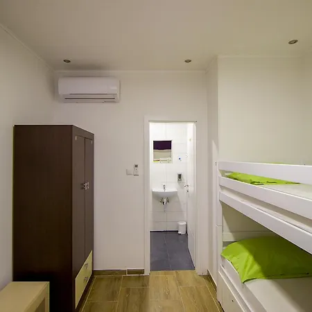 Dioklecijan Delux سبليت